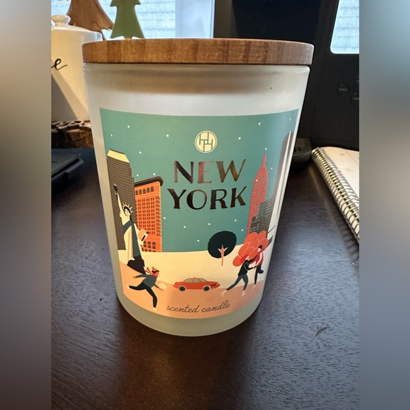 Candle - Picture 1 of 2